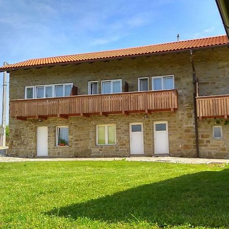 Apartmaji Suhorje Εξωτερικό φωτογραφία